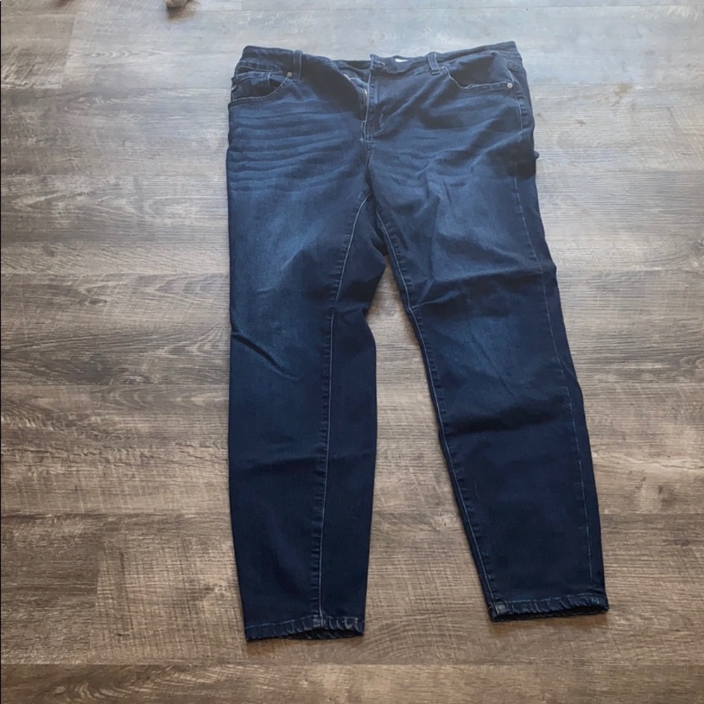 Like new KanCan Curvy skinny jeans